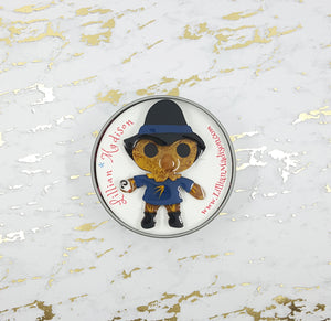
            
                Load image into Gallery viewer, Scarecrow Brooch
            
        